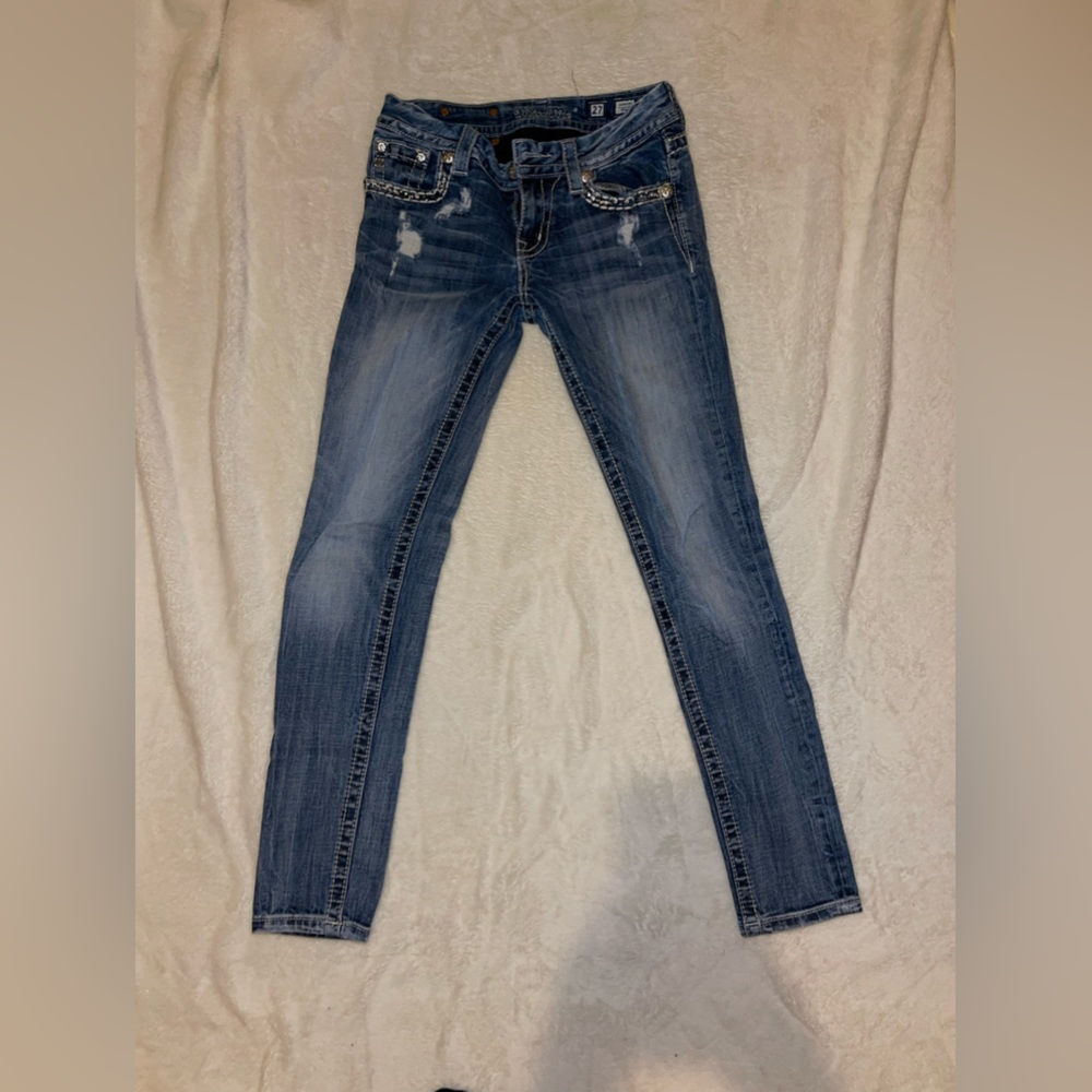Miss Me Signature Skinny Jeans!